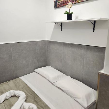 Casa Esposito Bed & Breakfast Naples Exterior photo